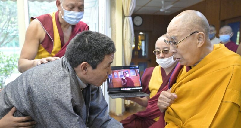 Dalai Lama meets Tibetan ex-political prisoner