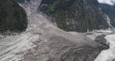 Environmental concerns over new railway tunnel in Tibet; music video conveys harsh propaganda message